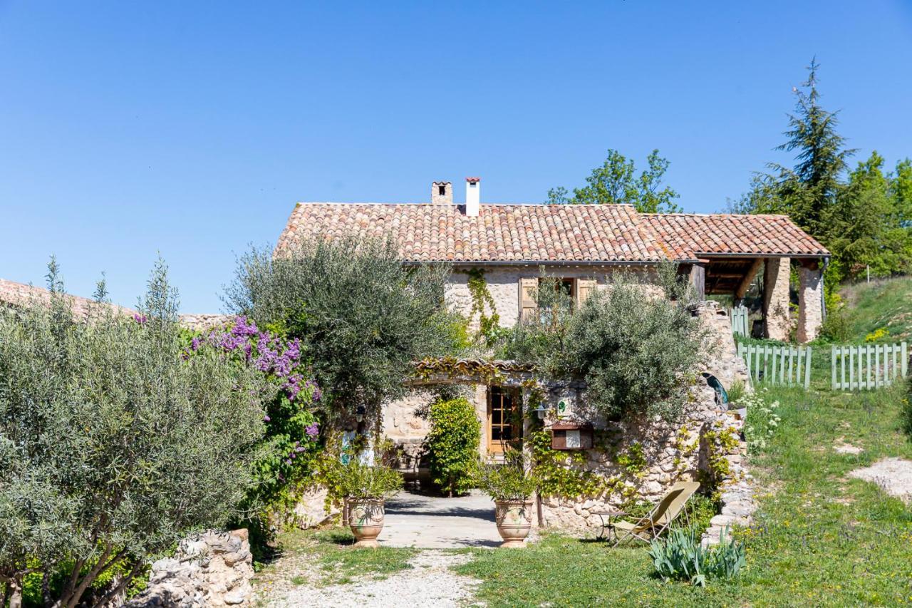 La Ferme Du Petit Segries Bed And Breakfast Moustiers-Sainte-Marie Buitenkant foto