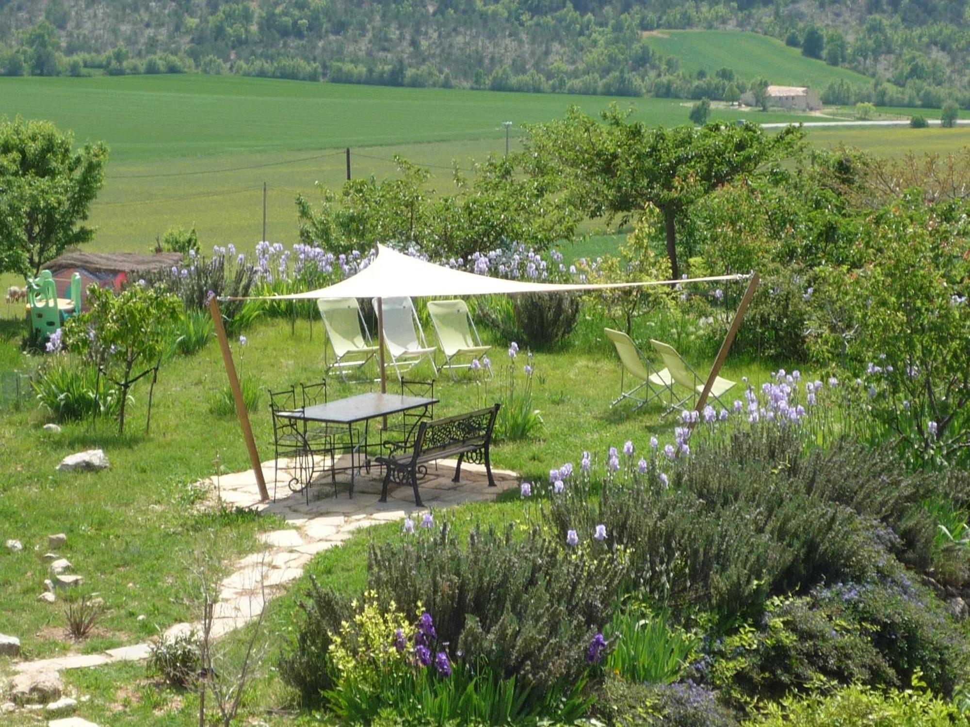 La Ferme Du Petit Segries Bed And Breakfast Moustiers-Sainte-Marie Buitenkant foto