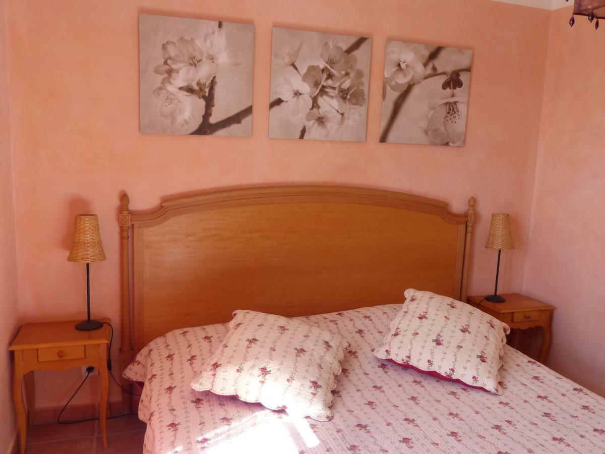 La Ferme Du Petit Segries Bed And Breakfast Moustiers-Sainte-Marie Buitenkant foto