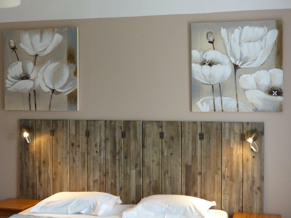La Ferme Du Petit Segries Bed And Breakfast Moustiers-Sainte-Marie Buitenkant foto