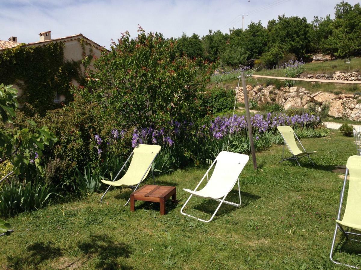 La Ferme Du Petit Segries Bed And Breakfast Moustiers-Sainte-Marie Buitenkant foto
